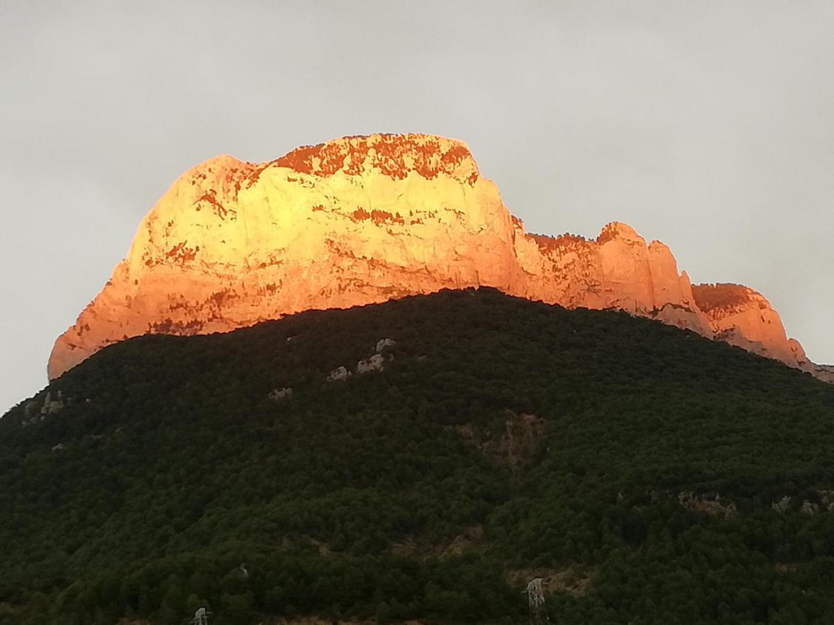 Apartamento El Fenal De Turmo Casa Rural "El Capricho De Nieves" Laspuña Buitenkant foto